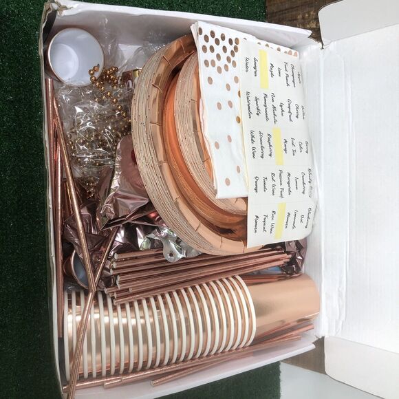 Bride to be Accessory Box - Picture 2 of 11